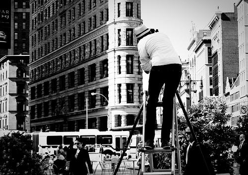 Aceite de nuez. Periplo desde Times Square a Union Square pasando por Flatiron, atravesando casi todo Broadway para conseguirlo. Hombre fotos Flatiron