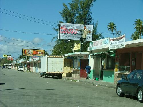 Domingueando por los kioscos o chinchorros Kioskos de Luquillo
