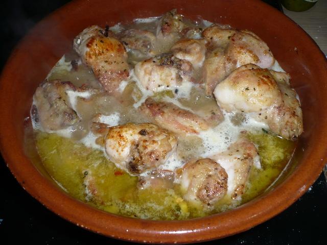 Conejo con patatas a lo pobre Image Hosted by ImageShack.us