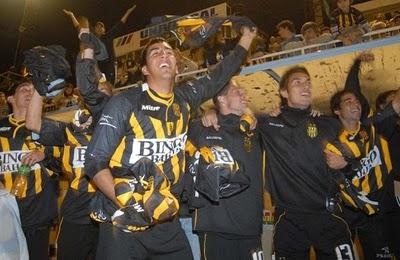 OLIMPO DE BAHÍA BLANCA VUELVE A PRIMERA DIVISIÓN OLIMPO DE BAHÍA BLANCA VUELVE A PRIMERA DIVISIÓN