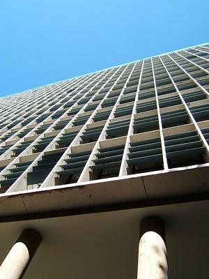 Arquitectura Moderna en Brasil: Una Breve Lectura Historiográfica Arquitectura Moderna en Brasil: Una Breve Lectura Historiográfica