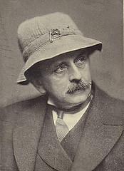 James Matthew Barrie. 150 años del nacimiento de James Matthew Barie.