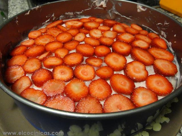 Tarta de yogur y fresas Tarta de yogur y fresas