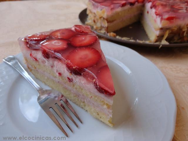 Tarta de yogur y fresas Tarta de yogur y fresas