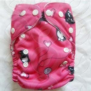 Niña_agua pañal rosa