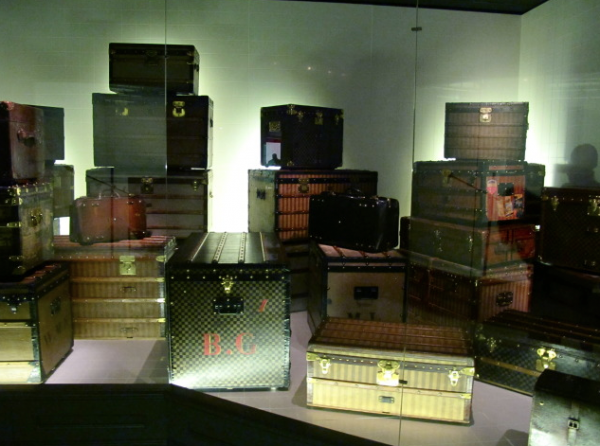 marc Marc Jacobs & Louis Vuitton