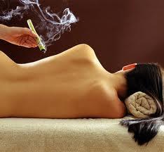Qué es la moxibustion Qué es la moxibustion