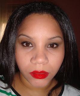 Cómo aplicar la base de maquillaje. Tips sencillos para lograr mejores resultados. Cómo aplicar la base de maquillaje. Tips sencillos para lograr mejores resultados.