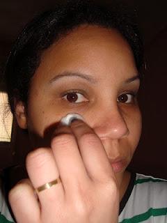 Cómo aplicar la base de maquillaje. Tips sencillos para lograr mejores resultados. Cómo aplicar la base de maquillaje. Tips sencillos para lograr mejores resultados.