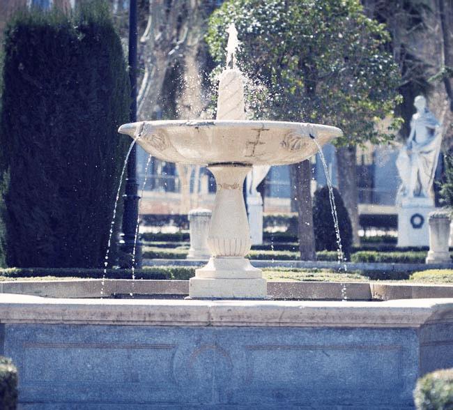 real palace in long skirt real palace in long skirt