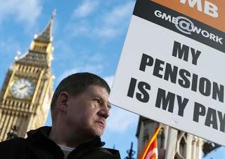Europa arde: Masiva huelga en Reino Unido contra reformas de pensiones Europa arde: Masiva huelga en Reino Unido contra reformas de pensiones