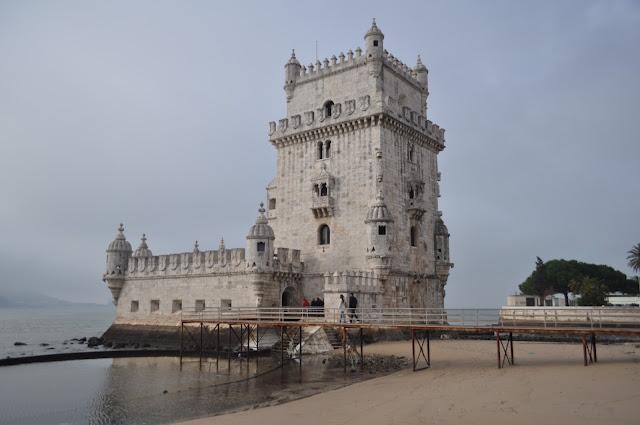 LISBOA: Fados y tranvías LISBOA: Fados y tranvías