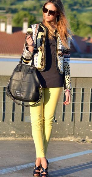 Street Style: Colores neón invanden las calles Street Style: Colores neón invanden las calles