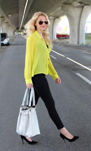 Street Style: Colores neón invanden las calles Street Style: Colores neón invanden las calles