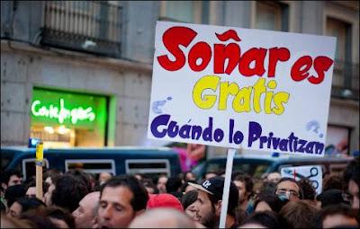 Bankia es asistida artificialmente, mientras sigue creciendo la generación perdida y Sol revienta en plena noche. Bankia es asistida artificialmente, mientras sigue creciendo la generación perdida y Sol revienta en plena noche.