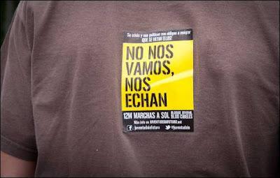 Bankia es asistida artificialmente, mientras sigue creciendo la generación perdida y Sol revienta en plena noche. Bankia es asistida artificialmente, mientras sigue creciendo la generación perdida y Sol revienta en plena noche.