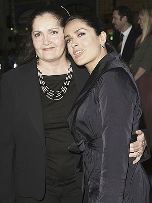 Salma Hayek y su madre Diana Jimenez, de tal palo tal astilla