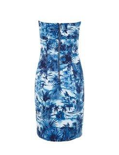 Moda étnica a todo color Moda étnica a todo color