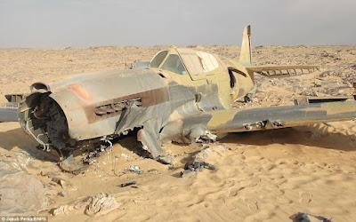 Aparece caza de la RAF en el Sahara