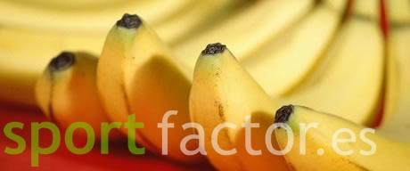 platano Los mejores alimentos pre y post entrenamiento dependiendo de la hora del día