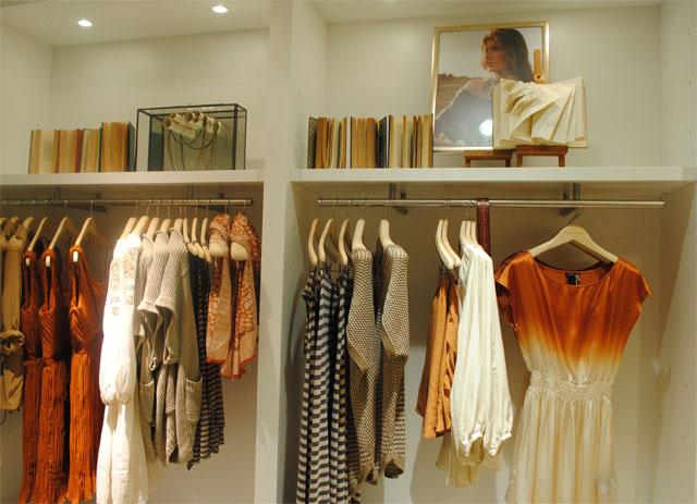CLUB MONACO CLUB MONACO