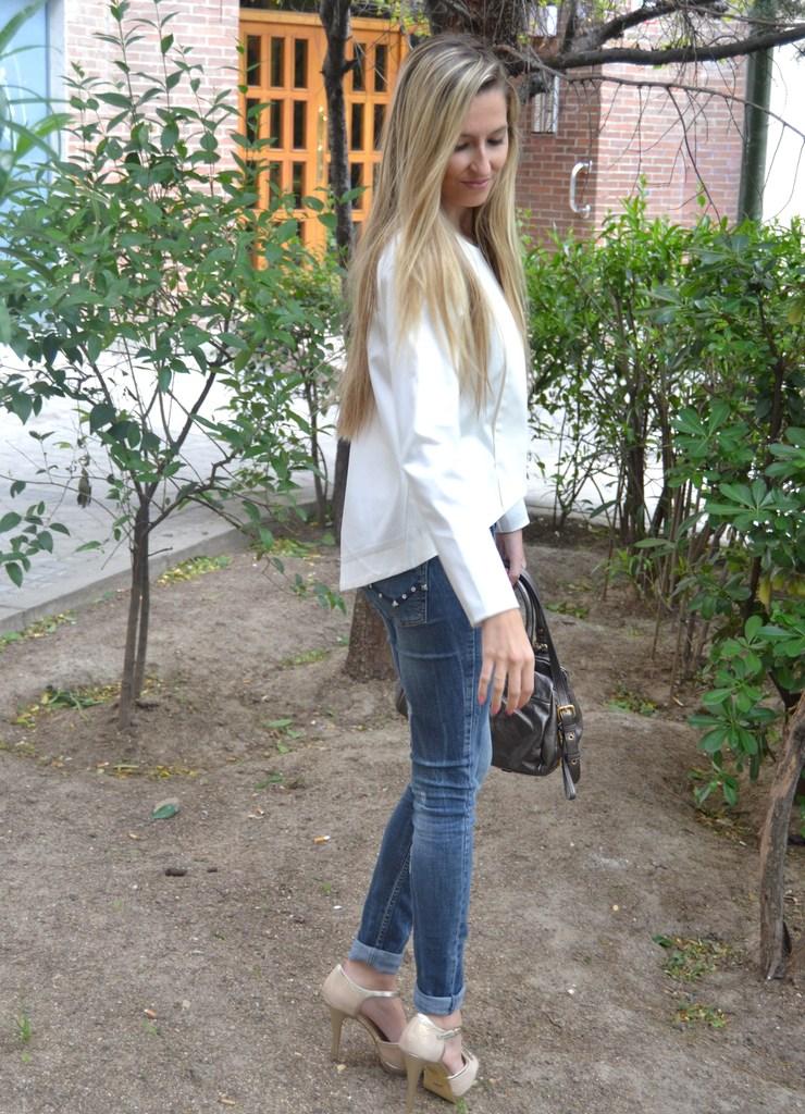 White blazer with sandals White blazer with sandals