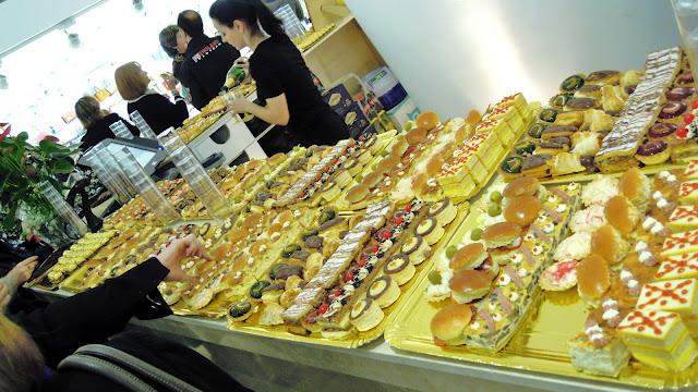 L&F; Oviedo*Punto de Referencia del Low Cost L&F; Oviedo*Punto de Referencia del Low Cost