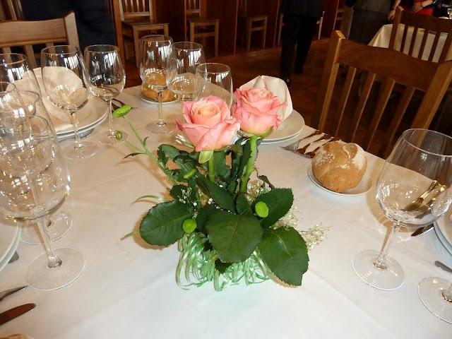 DIY: Centros de mesa con vasos de vino DIY: Centros de mesa con vasos de vino