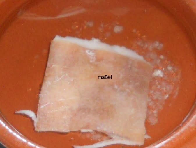 Cortezas de cerdo en microondas - muy rápidos! Cortezas de cerdo en microondas - muy rápidos!