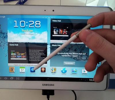 Samsung rediseña el Galaxy Note 10.1: llegará con procesador de cuatro núcleos y hueco para el S-Pen Samsung rediseña el Galaxy Note 10.1: llegará con procesador de cuatro núcleos y hueco para el S-Pen