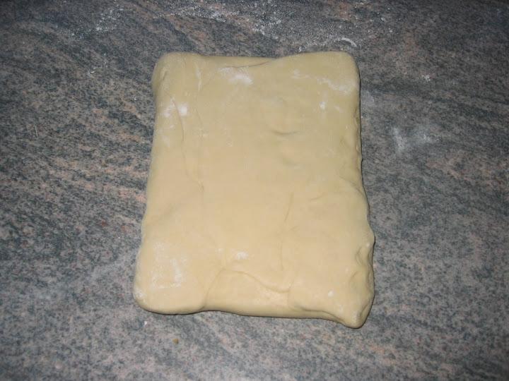 Croissant fácil con hojaldre comprado - Medialunas Croissant fácil con hojaldre comprado - Medialunas