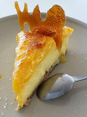 TARTA DE CREMA CATALANA CON YEMA TOSTADA