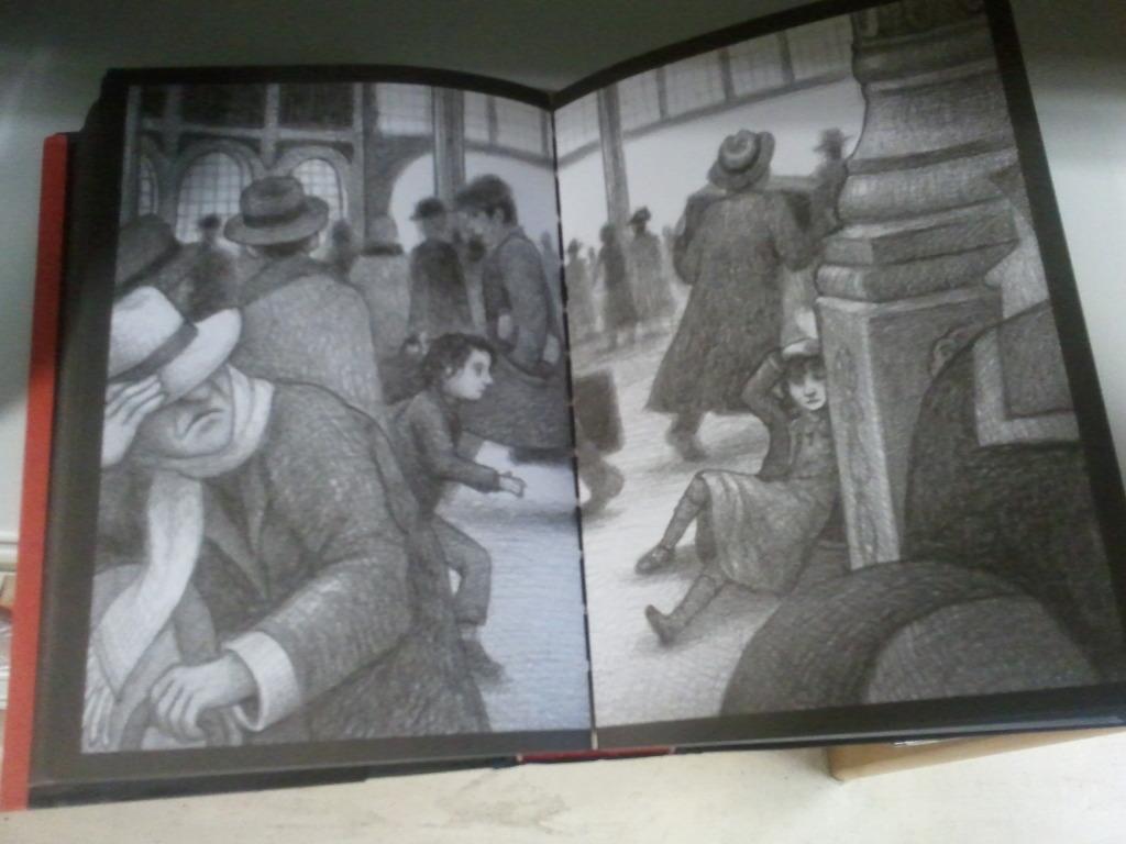 La invención de Hugo Cabret, de Brian Selznick La invención de Hugo Cabret, de Brian Selznick