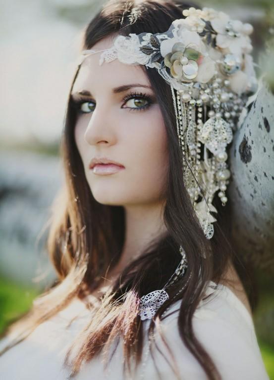 Novias con tocados de estilo vintage Novias con tocados de estilo vintage