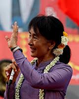 Suu Kyi investida doctor honoris causa por la universidad de Oxford