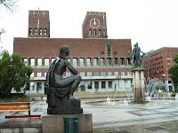 Ayuntamiento de Oslo (Radhuset), Noruega Viaje a Oslo, Noruega (II)