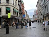 Karl Johan Gate, Oslo, Noruega Karl Johan Gate, oslo, noruega, vuelta al mundo, round the world, información viajes, consejos, fotos, guía, diario, excursiones