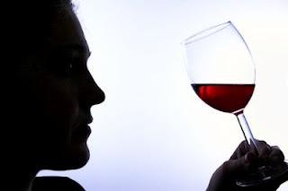 El vino tinto ayuda a mantener el intestino sano