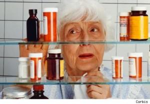 medicinas Tenemos que ser conscientes, de una vez, que la toma indiscriminada de medicamentos no va a solucionar nuestros problemas y menos nuestro insomnio.