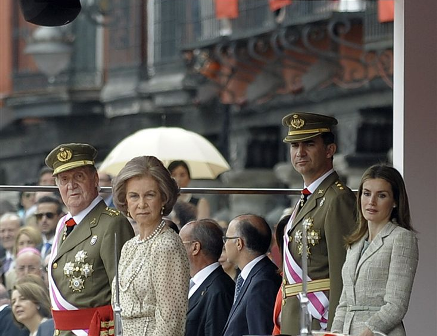 El estilo de Dña. Letizia en el Día de las Fuerzas Armadas 2012