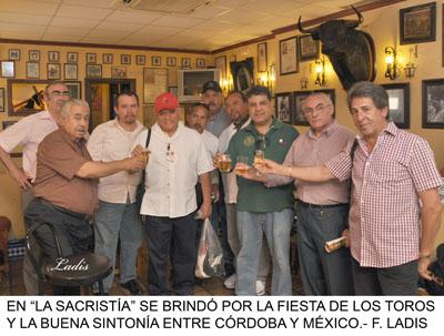 PEÑISTAS MEXICANOS EN CÓRDOBA PEÑISTAS MEXICANOS EN CÓRDOBA