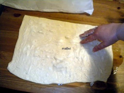 Medialunas de grasa y churrinches fáciles Medialunas de grasa y churrinches fáciles