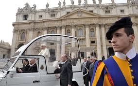 Más sobre el escándalo Vaticano: Gotti teme por su vida y se ofrece a esclarecer quiénes son los enemigos del Papa