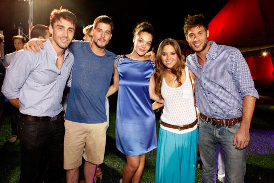 Reparto de Los Protegidos en la Summer Party de Kenzo Reparto de Los Protegidos en la Summer Party de Kenzo