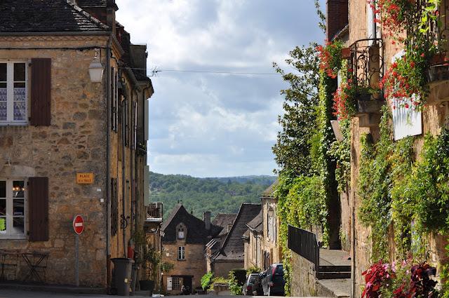 PERIGORD NEGRO (II): RUTA POR EL VALLE DEL DORDOGNE PERIGORD NEGRO (II): RUTA POR EL VALLE DEL DORDOGNE