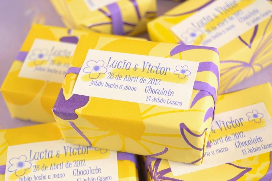 Detalles luminosos, jabones de Chocolate Detalles luminosos, jabones de Chocolate