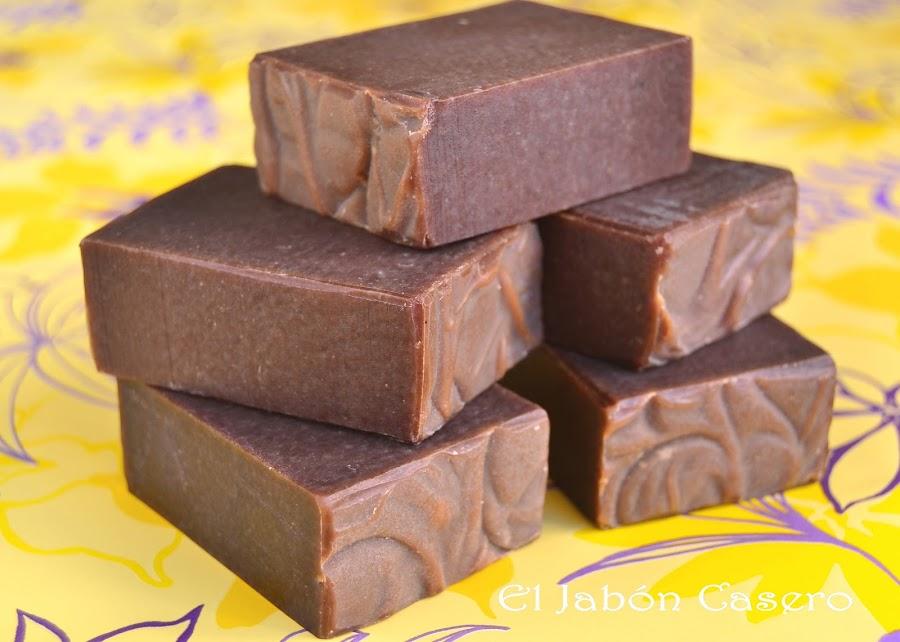 Detalles luminosos, jabones de Chocolate Detalles luminosos, jabones de Chocolate