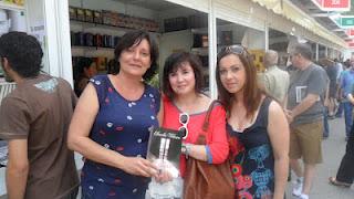 Feria del libro Madrid 2012. La crónica con fotos. Feria del libro Madrid 2012. La crónica con fotos.