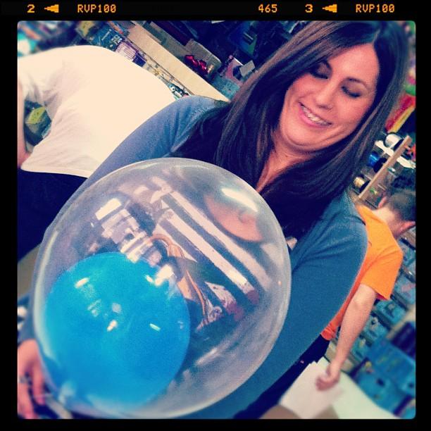 Sylvia con doble globo Noticias fiestafacil y repasando la semana…