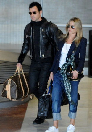 Jennifer Aniston y Justin Theroux, shopping en Paris